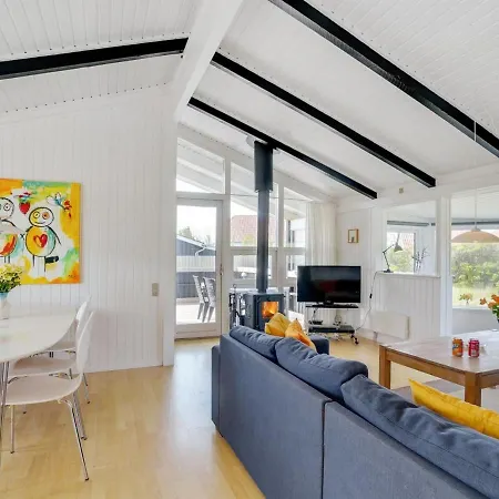 Gerlis - 75m From The Sea By Interhome