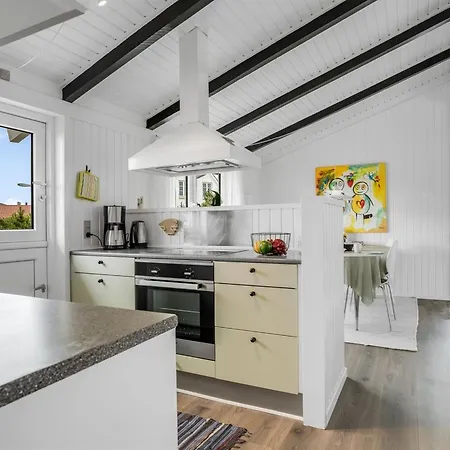 Gerlis - 75m From The Sea By Interhome *