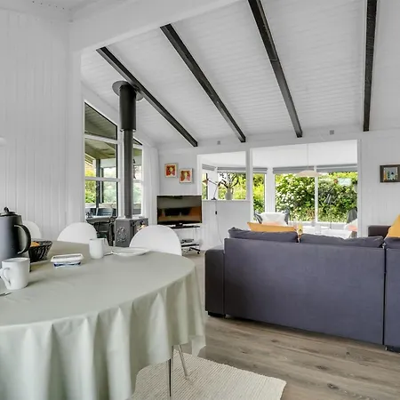 Gerlis - 75m From The Sea By Interhome